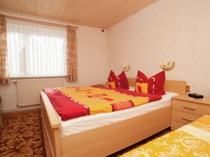 Quiet Cottage Near Trails