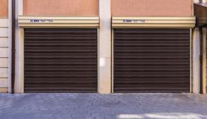 Peaceful Riverside Studio with private Garden Center Parking