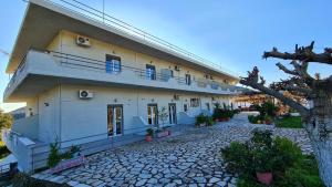 Amarandos Studios - Rooms & Apartments