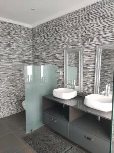 Villa Sara avec sa piscine et jardin