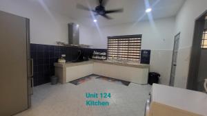 Ipoh Family Villa-Spacious Stay for 21 or 42Pax