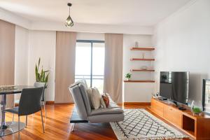 Levada dos Piornais, a Home in Madeira