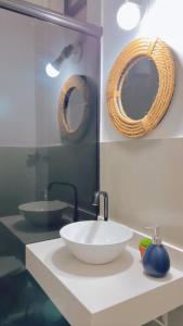 Copacabana Beach! Aconchegante apartamento na quadra da praia.