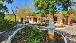 Flintstone Mini-Cave - Catanauan