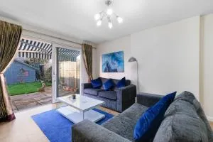 Staiforce 2 Bedroom House with Parking testnow - 梅登黑德