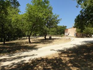 Maisons de vacances Mas de la Cheneraie Blanche, Maison de vacances avec piscine en Luberon : photos des chambres