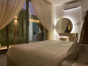 شقة فندقية علوية داخل فيلا سكنية حي الرمال دخول ذاتي