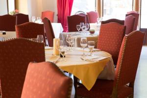 LHôtel by Hostellerie du Château