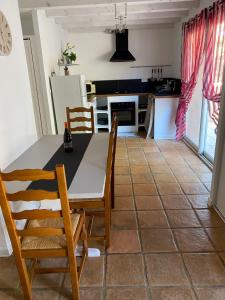 Appartements Le Carignan : photos des chambres