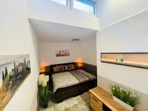 2 Room Galerie Einliegerwohnung in Rheinstetten, Messe Nähe, Rollstuhlfahrer geeignet - راينشتيتن