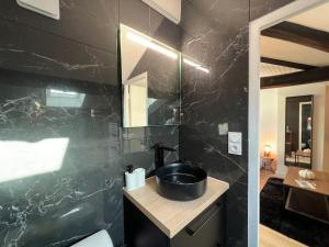 Le Germinal - Studio climatisé calme proche du métro