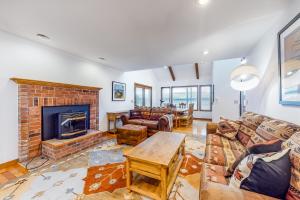 Shine Road Retreat