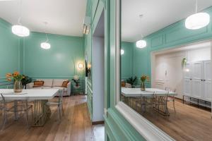 Luxury Apartment Cola