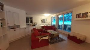 Lovely 3 Bedroom Apt.