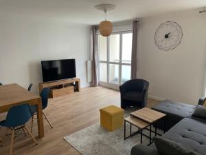 Appartements Appart spacieux pres de la Seine : Appartement 3 Chambres