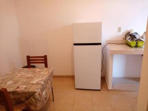 DEPARTAMENTO SENCILLO Y ECONOMICO n BOSQUES DE CUERNAVACA