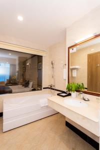 Muong Thanh Grand Hanoi Hotel