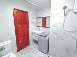 Supanich condo opposite the Train Station ChiangMai