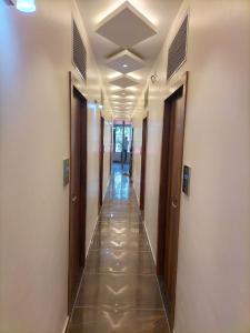 PRINCE HOTEL