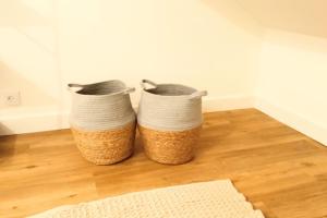 Appartements Appart de charme aux pieds des remparts, terrasse : photos des chambres