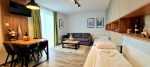 Popović apartmani, Sunčani breg