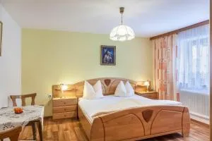 Gästehaus Gisela 2 - Strass im Zillertal