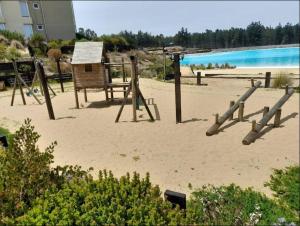 Maravilloso Depto 2D2B en Condominio LagunaMar con Vista Hermosa a la Laguna Estacionamiento y Piscina