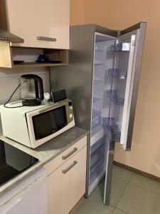 Déli Terasz B Apartman Free parking, self-check-in anytime