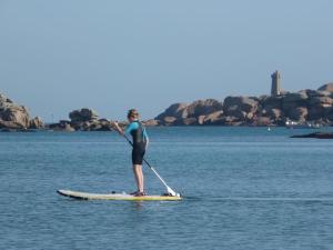 Appartements Appt Perros Guirec sur plage Trestraou et cote granit rose : photos des chambres