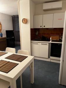 Appartements T3 Duplex au coeur du Port de Gruissan : photos des chambres