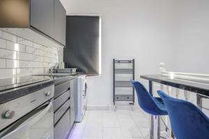 TMS Top Flat! Tilbury!