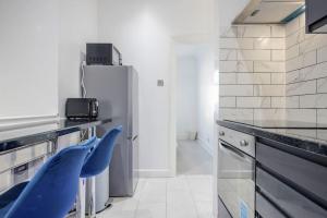 TMS Top Flat! Tilbury!