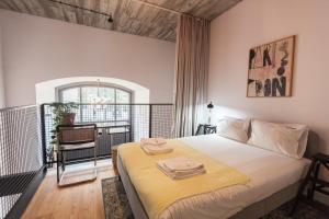 FLH Intendente Mezzanine with Interior Pateo