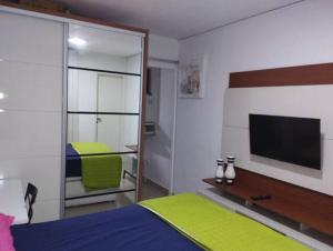 Apartamento bairro Praia do Canto na Reta da Penha