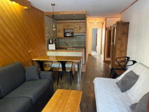 MyHome - Moutières B2 17 - Grand 2 pièces traversant au Val Claret, 4 à 6 pers