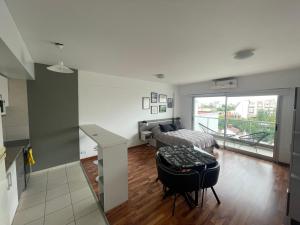 Metropolitan Highline Apartments