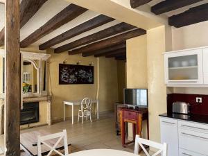 Charmant appartement - centre Cité Plantagenet!!!