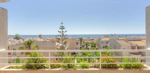Flamenco penthouse sea view & swimming pool
