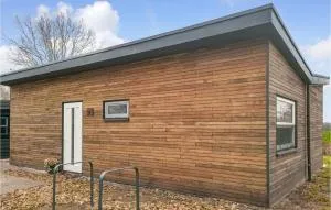 Stunning Home In Den Oever With Wifi - 登乌弗