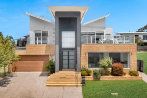 Cowes Family Retreat