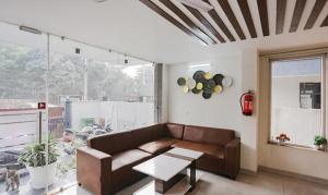 FabHotel Amrit Grand