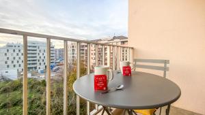 Appartements HOMEY HAKUNA - Proche centre / Balcon prive / Wifi gratuit : photos des chambres