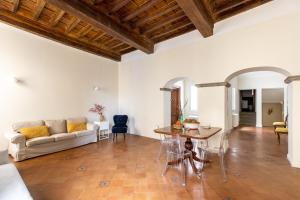 iFlat The Flowers of Rome