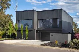 Izzys Retreat - Learmonth