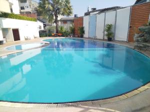 Near old city,Nimman,Night Barzaa swimming pool apartment 26