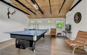 Nice Home In Ebeltoft With 4 Bedrooms