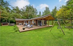 Nice Home In Ebeltoft With 4 Bedrooms