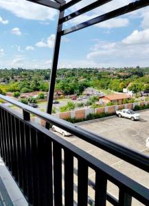 Modern 2 bedroom at Waterfall Ridge-Midrand