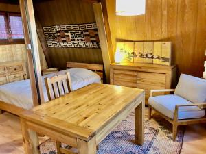 Chalets CHARMANT CHALET dans les monts du Forez : Chalet 2 Chambres