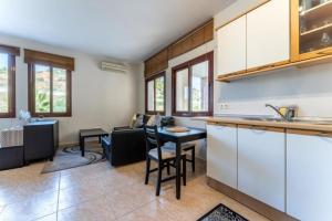 CT 144 - La Cala Boulevard - Studio I